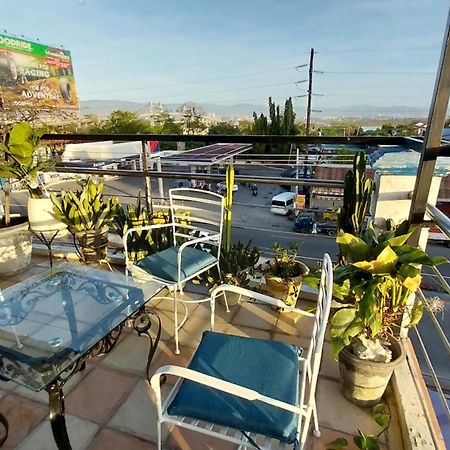 Primerose Residences - Near Mactan-Cebu International Airport Lapu-Lapu City Dış mekan fotoğraf