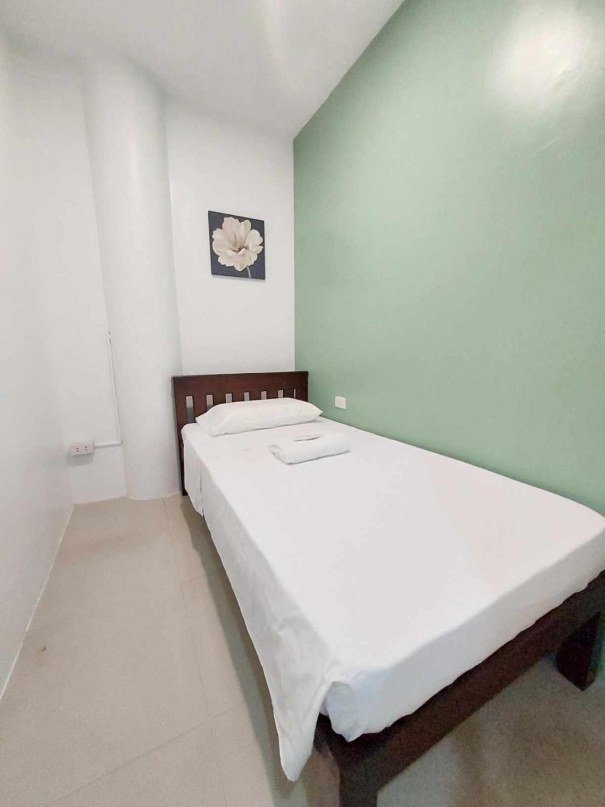 Primerose Residences - Near Mactan-Cebu International Airport Lapu-Lapu City Dış mekan fotoğraf